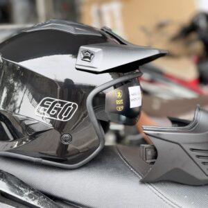 Mũ bảo hiểm EGO E51 đen bóng